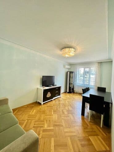 sibrizdə evlərin qiyməti: Bakı, 3 otaqlı, Köhnə tikili, m. Həzi Aslanov, 75 kv. m — 1