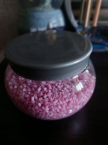 Her biri 1manat. Hamsi birlikde 6 manat.Şəffaf və ya rəngli