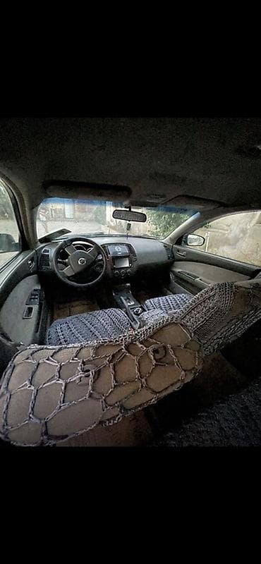 Nissan Altima: 2.5 l | 2005 il Sedan — 5