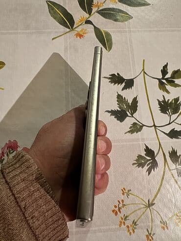 tankda bir paltaryuyan maşını al: Samsung Galaxy S24 Ultra, 256 GB, rəng - Qızılı — 9