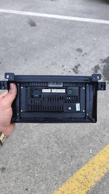 bmw e60: BMW E46 Android monitor.Tam işləkdir,ustada olmayıb,heç bir problemi — 2