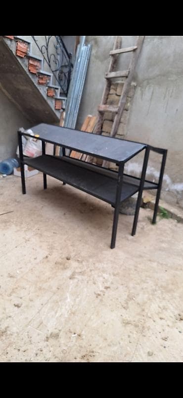 Meyvə vitrini hec işlənməyib. baha duzeli. iş alinmadigi üçün satilir