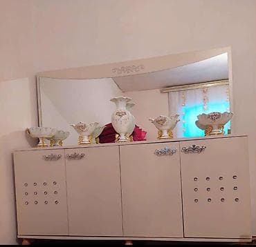 usdul usdol: Masa və oturacaqlar — 10