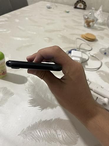 iphone xr yığılma: IPhone Xr, 64 GB, Qara, Face ID — 5