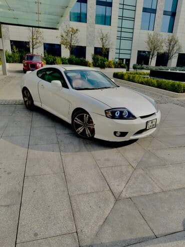 hunda h1: Hyundai Tiburon: 2 l | 2006 il Kupe — 2