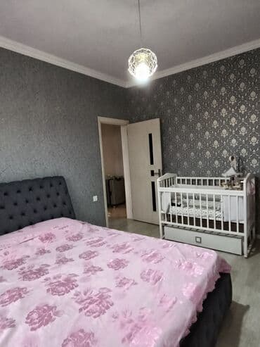 lökbatanda satılan evlər: Lökbatan qəs. 4 otaqlı, 100 kv. m, Yeni təmirli — 20