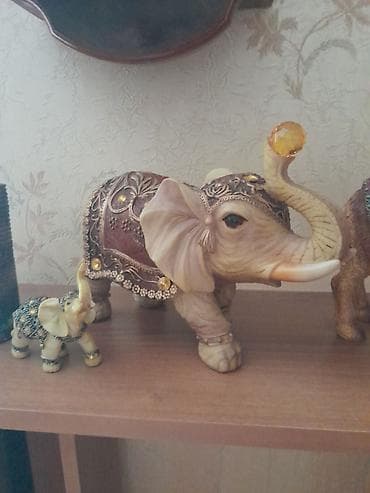 mini projektor: Fiqur, rəng - Qızılı — 4