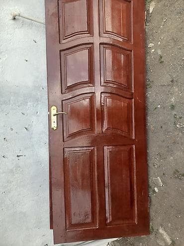 Taxta giriş/qapı qanadı - Material: Ağac (rənglənmiş, cilalı səth) - — 2