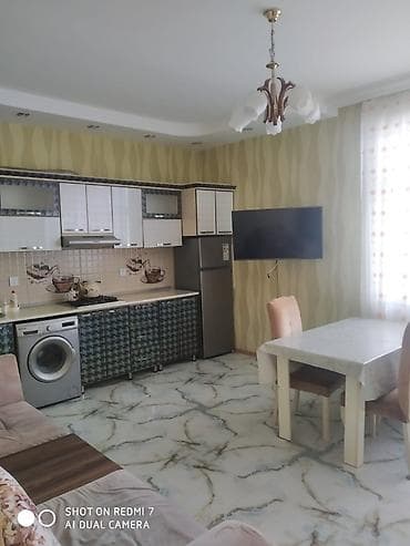 Kirayə üçün mənzil – studiya tipli geniş zal və mətbəx guşəsi — 3
