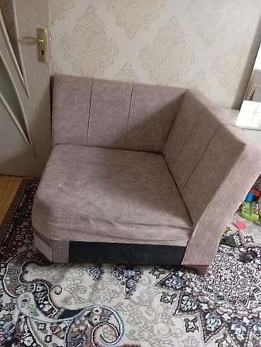stenka mebellər: Künc divan, İşlənmiş, Açılmayan, Bazasız, Parça — 3