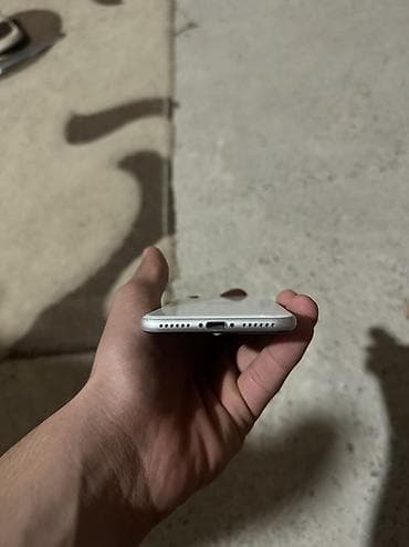 azercell data kart modem: IPhone SE 2020, 64 GB — 5