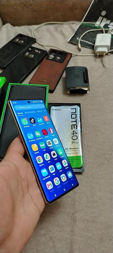 Infinix Note 40 Pro, 256 GB, rəng - Qızılı, Simsiz şarj