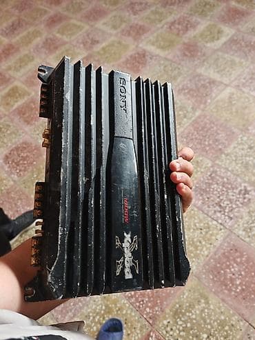 Məhsul: Sony Xplod avtomobil gücləndiricisi (amplifier)