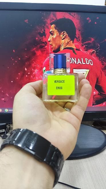 epoxy saat: Məhsul: “Play in Red – Ajmal Amber Wood” ətir ekstraktı Təsvir: - — 8