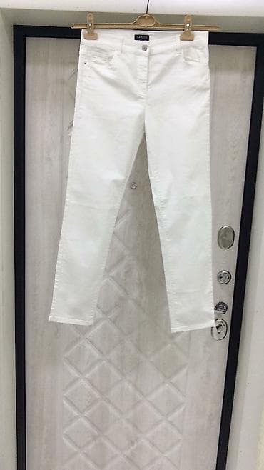 Ag walvar 40 razmerdi (L) 10azn satilir