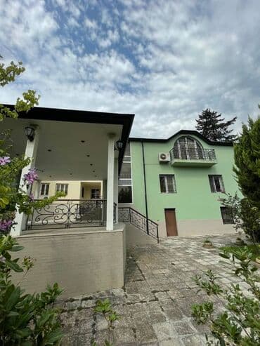 salyanda evlər: 15 otaq, 550 kv. m, Orta təmir — 4