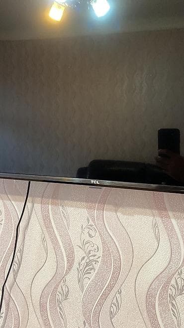 televizor youtube: TCL Smart TV – Google TV ilə - Marka/model: TCL (aşağı çərçivədə TCL — 8