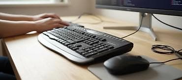 Şəxsi istifadə etdiyim əşyalardı.Klaviatura + Siçan birlikdə CƏMİ 15