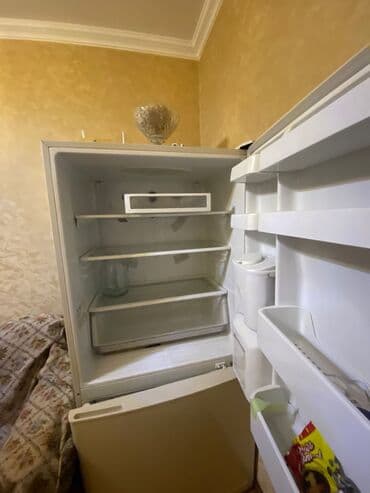 soyuducu qiymetleri irşad: 2 qapılı Samsung Soyuducu Satılır, rəng - Ağ, Dispenserli — 4