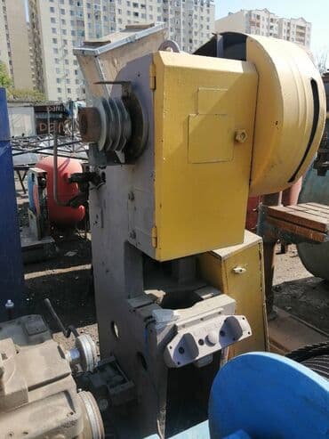 pres bağlıyan: Pres aparatı 16 tonluq.Press avadanlıq.təzədir — 1