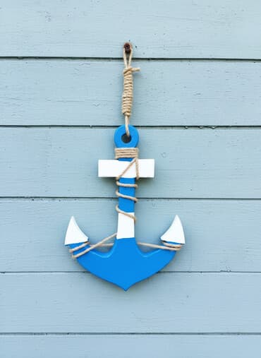 Dekorativ gəmi lövbər .şam ağacından hazırlanıb .ölçüsü 40*30 sm,hər