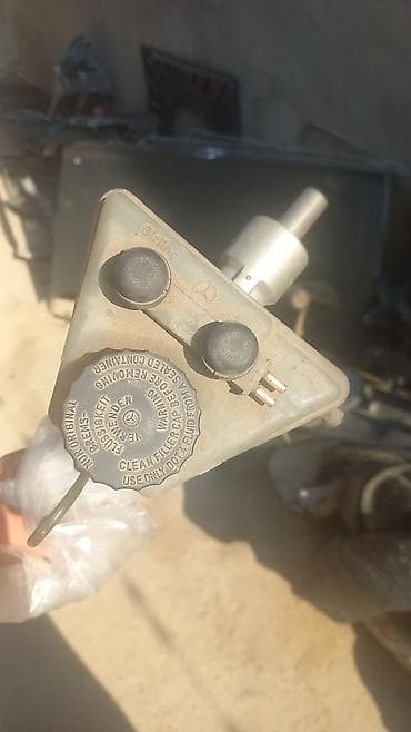 suret qutusu problemi: Mercedes-Benz E 190, 1992 il, Almaniya, İşlənmiş — 2