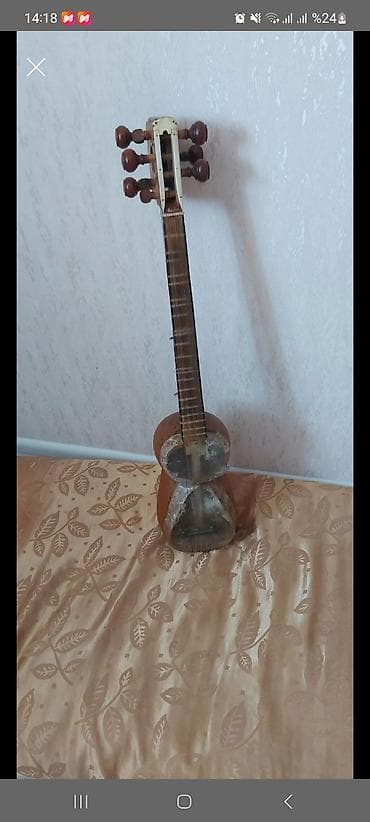 tar aləti: Tar - Milli simli musiqi aləti, udvari gövdə və uzun saplı quruluş - — 1