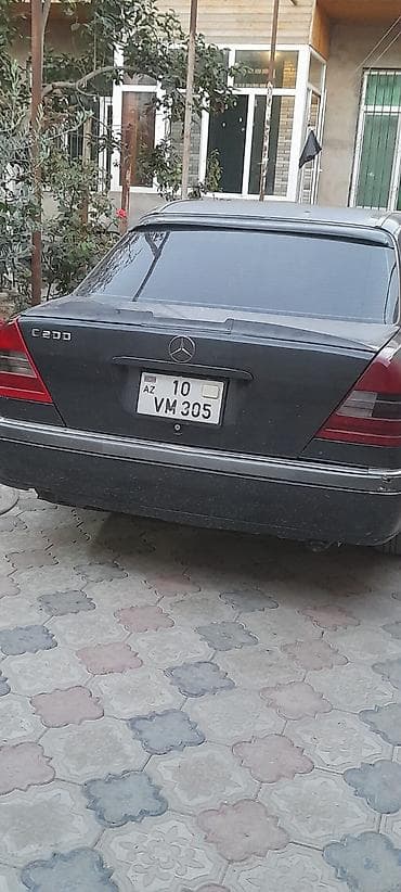 kia ceed baqaj: Mercedes-Benz C 200: 2 l | 1996 il Sedan — 2
