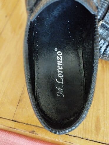 a class makasin qiymeti: Макасины чёрного цвета.Турция.В магазине стоят 120 манат — 4