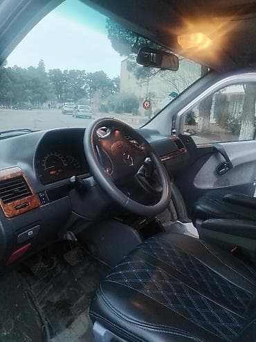 man sat: Mercedes-Benz Vito miniven - Korpus: gümüş rəng, sürgülü yan qapı — 4