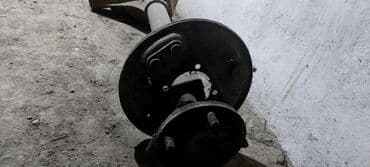 Ötürücü qutuların detalları: Bu, avtomobillər üçün arxa ox hissəsidir. Sağlam metal konstruksiyaya — 4