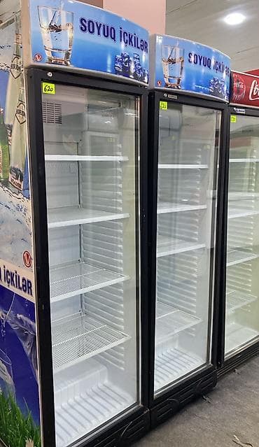 Ticarət vitrin soyuducuları – “Soyuq içkilər” işıqlı başlıqla - Şüşə