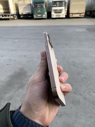 iphone 5s satış: IPhone 11 Pro Max, 64 GB, Qızılı, Face ID — 5