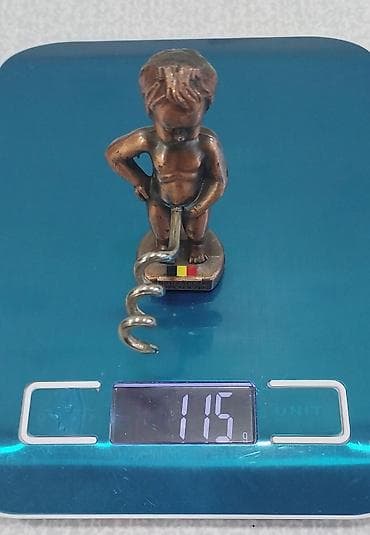 Elektrik nəqliyyatı: Brüssel suveni̇ri antikvar – Manneken Pis fiqurlu şüşəaçan (burma — 10