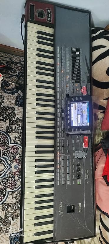 sintezator pa50: Sintezator, Korg — 4