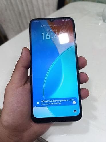 14 pro satilir: Honor X6, 64 GB — 1
