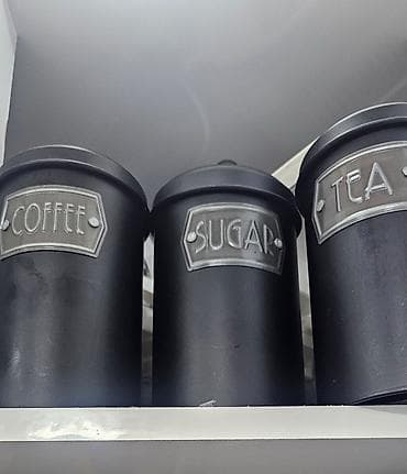 islenmis demir sifer satilir: 3 eded saxlama demir kutu — 1