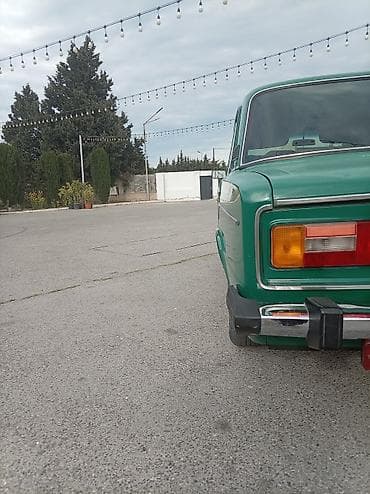 vaz 2106 stoplari: VAZ 2106, yaşıl rəng, sedan kuzov. Xüsusiyyətlər:mator 03. Karobka 5 — 5