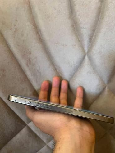 mini 7 ipad: IPhone 16 Pro Max, 256 GB, Natural Titanium, Face ID — 5
