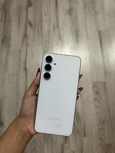honor 1000 pro: Samsung Galaxy A55 5G, 256 GB, rəng - Ağ, Barmaq izi — 1