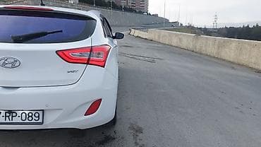 hunday h1: Hyundai i30: 1.6 l | 2012 il Hetçbek — 10