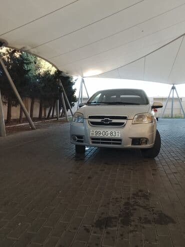 ön yükleyici traktör: Chevrolet Aveo: 1.4 l | 2015 il 27900 km Sedan — 2