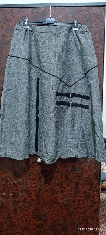 hicablı geyimlər: Bütün geyimler 5 manatdir. Hamisi kiçik ölçülərdi. 12-13-14 taş — 2