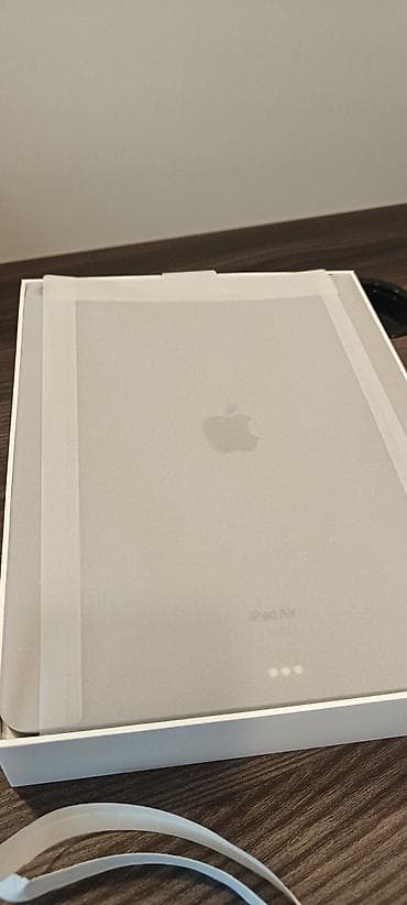 ipad 8: Lotereyada udulub, təzədir, qutudadir, resmi zemanet. Apple iPad Air — 2