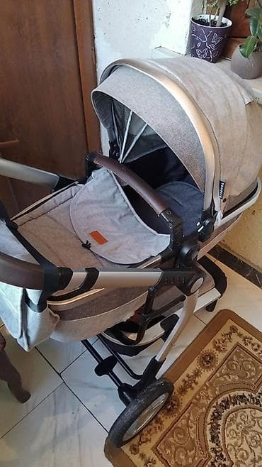 Çıxarıla bilən beşikli araba — 1