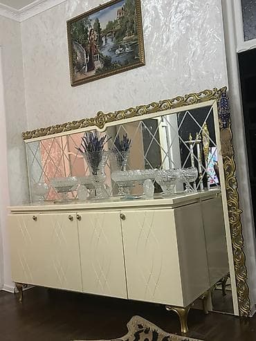 hamam ewyalari: Klassik üslubda dəst: böyük güzgülü bufet-konsol - Rəng: krem - — 1