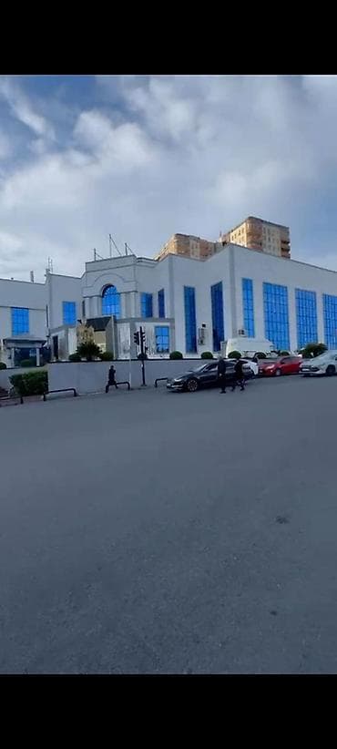 потолочный кондиционер: Hazır biznes kimi satılır biznes pulu 5500 Aylıq icarəsi 400 manat — 7