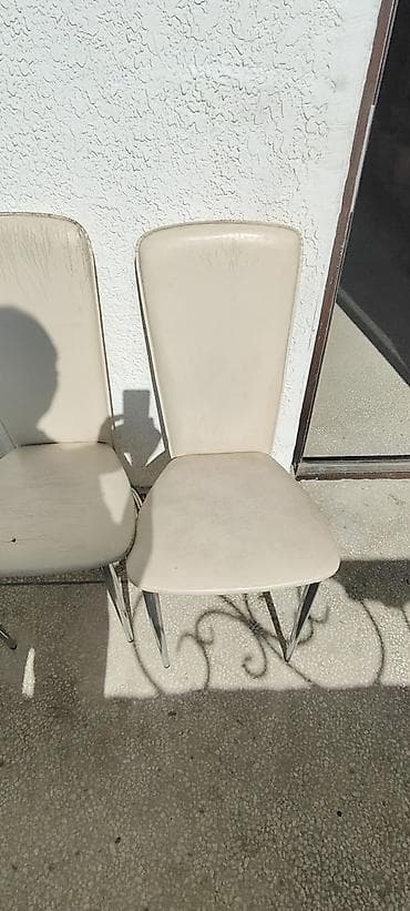 balkon stul: Stul

Metal karkaslı oturacaq dəsti
Siniqi yoxdur — 4
