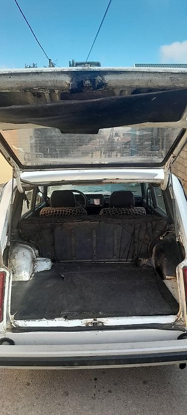 04 masin: VAZ (LADA) 2104: 1.6 l | 1992 il 77999 km Universal — 4