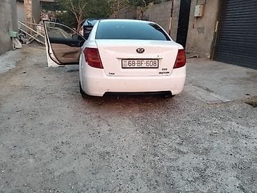 bmw e 39: FAW Besturn B50: 1.6 l | Sedan — 2
